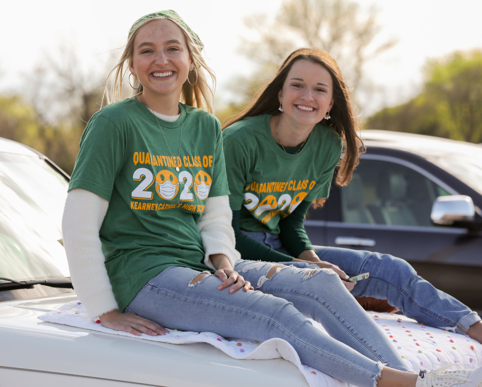 KCHS senior drive-thru